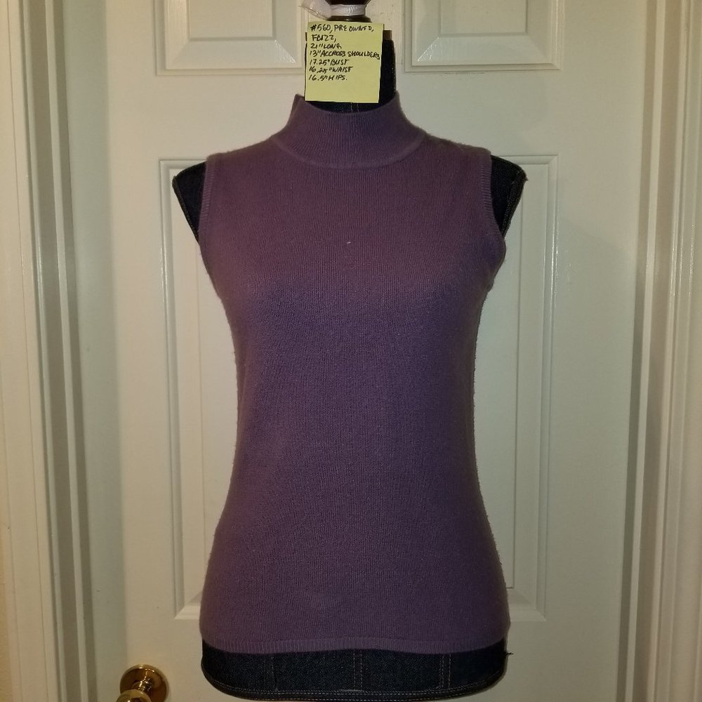 #560 Preowned Kathie Lee Collection Turtleneck S
